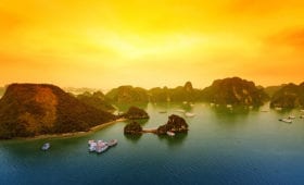 vietnam-halong-bay-beautiful-sunset-landscape