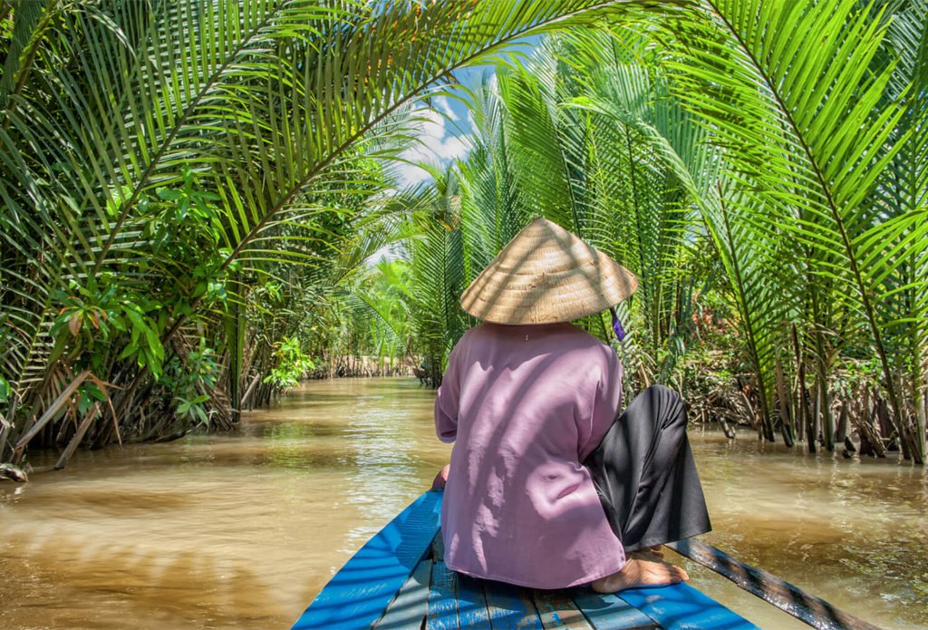 paddling-in-the-mekong-delta-vietnam-106673861